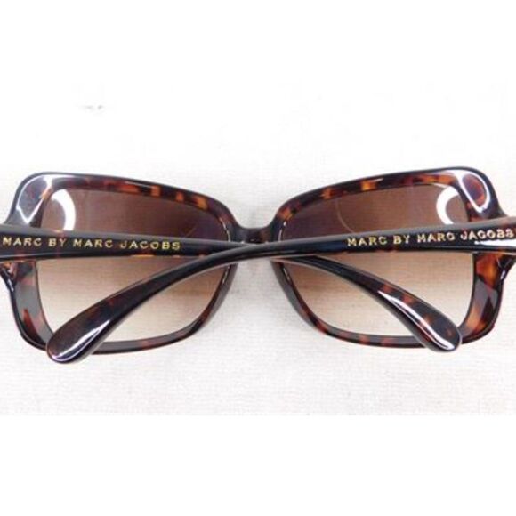 Marc by Marc Jacobs Harvana Sunglasses - Picture 3 of 7